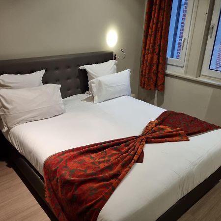 La Terrasse Hotell Douai Exteriör bild